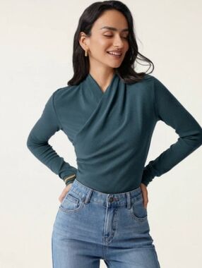 NWT OGL Teal Wrap Top